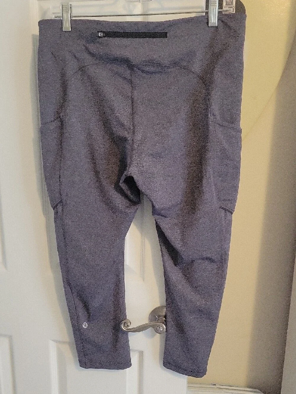 Lululemon Sz12 High-Rise Side-back zip Pocket Capri Leggings - Charcoal Heather